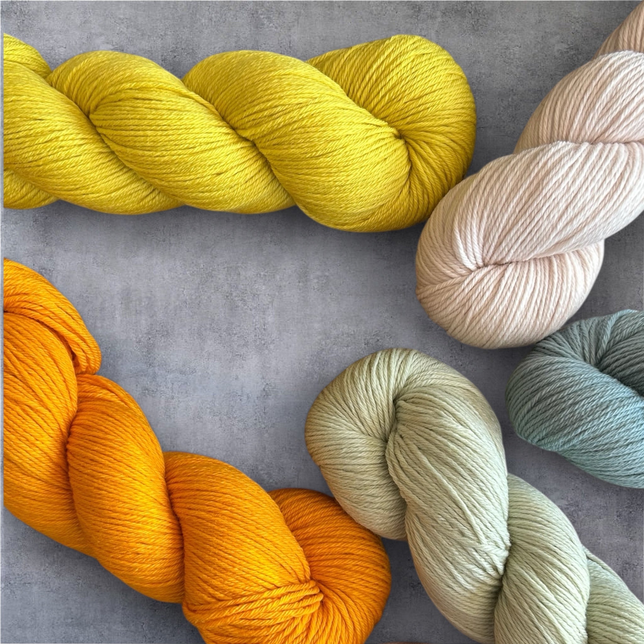 Rosy Green Wool - BONIFAKTUR