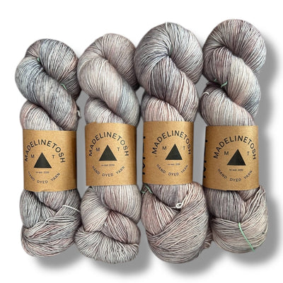 Madelinetosh TOSH MERINO LIGHT - Calligraphy