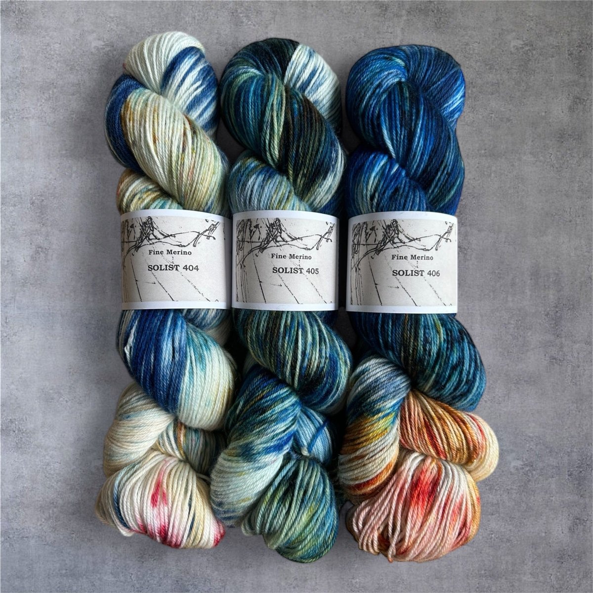 SOMMER IN DER BRETAGNE - Atelier Franziska Uhl Fine Merino Sock SOLISTEN KITS - BONIFAKTUR - Bretonischer Hummer - Atelier Franziska Uhl SOMMER IN DER BRETAGNE - Atelier Franziska Uhl Fine Merino Sock SOLISTEN KITS Bretonischer Hummer