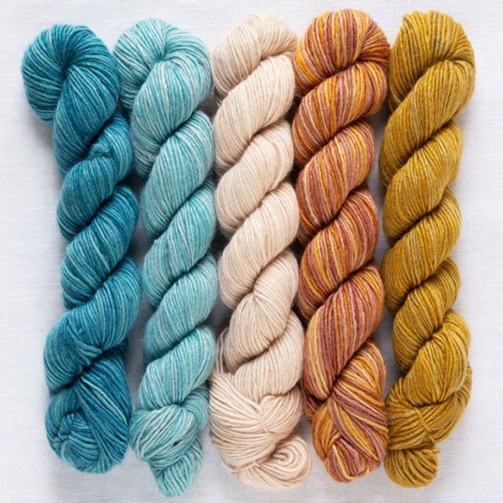 Manos del Uruguay Silk Blend Fino Minis - BONIFAKTUR