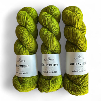 Cheeky Merino BONIFAKTUR x Atelier Franziska Uhl - BONIFAKTUR - Olivenöl - Melange - BONIFAKTUR Cheeky Merino BONIFAKTUR x Atelier Franziska Uhl Olivenöl - Melange