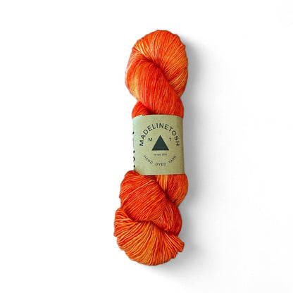 Madelinetosh Tosh Merino Light - BONIFAKTUR - GG Loves Orange - Madelinetosh Madelinetosh Tosh Merino Light Farben A - H GG Loves Orange