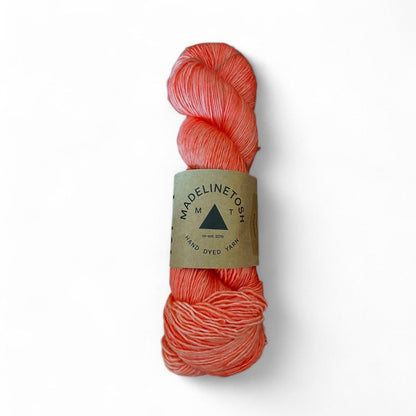 Madelinetosh Tosh Merino Light - BONIFAKTUR - Grapefruit - Madelinetosh Madelinetosh Tosh Merino Light Farben A - H Grapefruit
