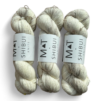 Madelinetosh Tosh Merino Light - BONIFAKTUR - Ice Cap Speckle - Madelinetosh Tosh Merino Light