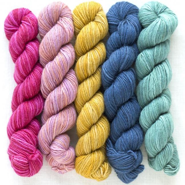 Manos del Uruguay Silk Blend Fino Minis - BONIFAKTUR